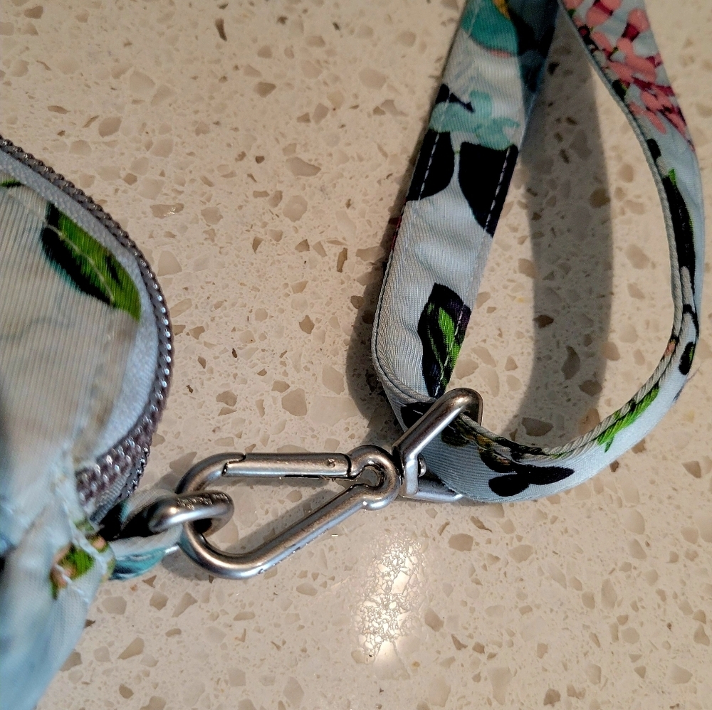 Vera Bradley Quilted Floral Crossbody Bag - Light Blue Floral - Picture 5 of 8